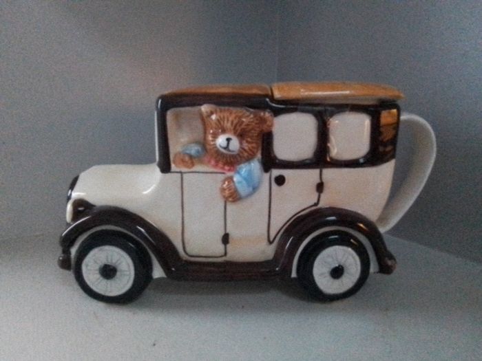 Novelty Collectors teapot ##