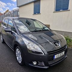 2011 Peugeot 5008