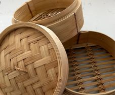 bamboo steamer