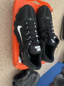 nike Reax