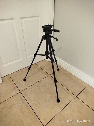 tripod small