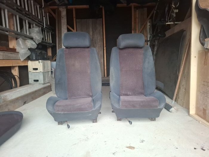 Escort XR3i seats (88 spec)