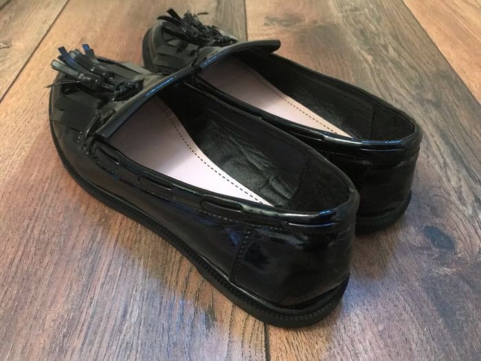 F&F girls black patent tassel loafers size 3