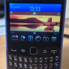 Blackberry curve 9300