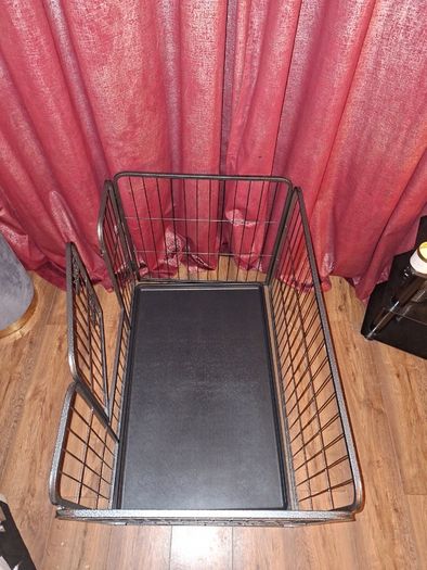Dog crate