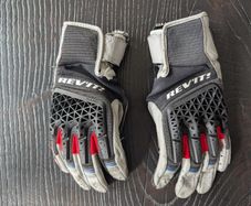 Summer motorbike gloves - ventilated