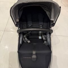 Rumble Seat Vista2 with adapters