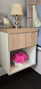 bedside unit