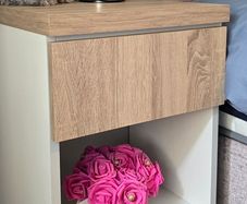 bedside unit