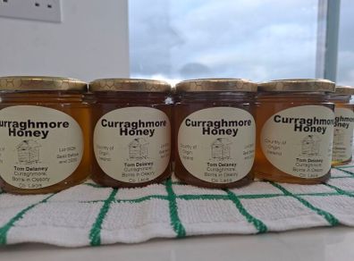 Pure raw honey