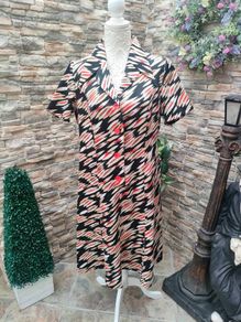 Vintage 70s Retro Shirt dress with dagger collar UK 12 Postage Included