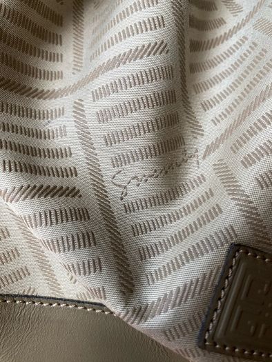 Gyvenchy genuine bag