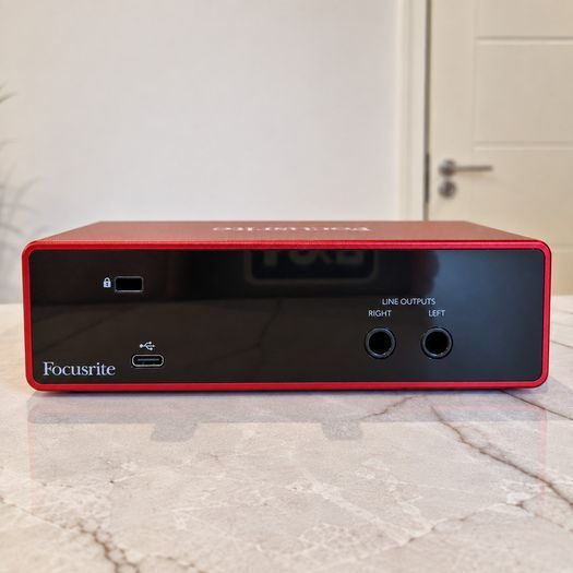 Focusrite Scarlett 2i2 3rd Gen USB Audio Interface