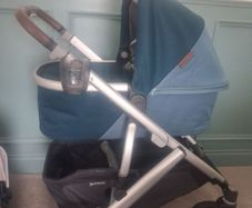 Uppababy Vista V2 Travel System