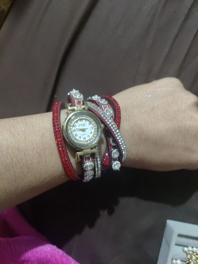 girls watch