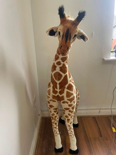 giraffe soft toy
