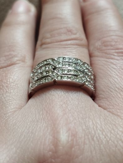 M&S Silver Tone Crystal Costume Ring.