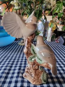 Vintage figurine of two birds