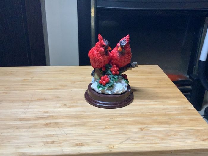 Figurines