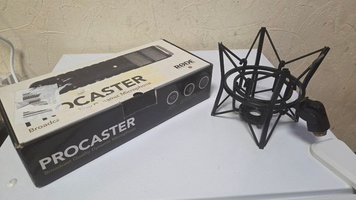 RODE Procaster & PSM1 Shock Mount bundle, mint condition, boxed