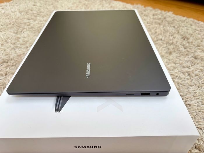 Samsung galaxy book 3 Ultra 16" 3K Oled