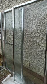 corner shower enclosure
