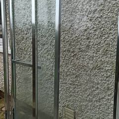 corner shower enclosure