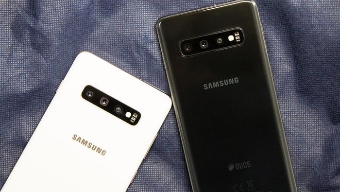 Samsung S10