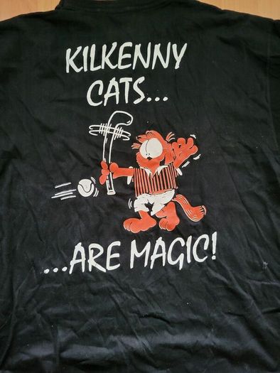 Vintage Kilkenny Cats t shirt Extra large