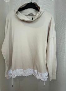 Gallery Sweatshirt