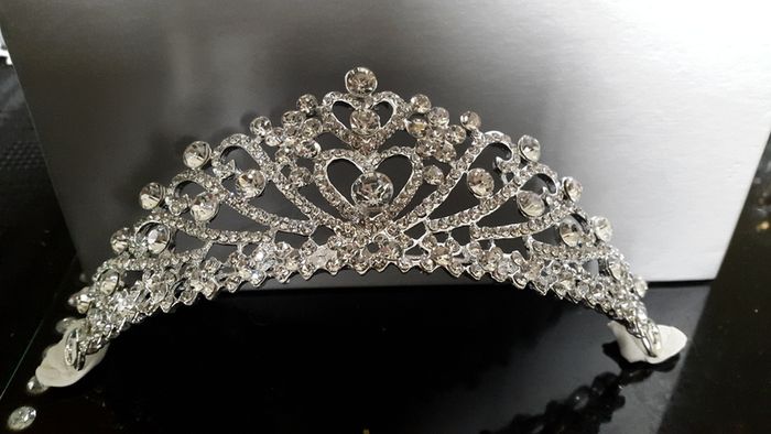 Bride's Designer Crystal Head piece