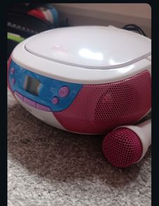 Mini CD player - Pink & White