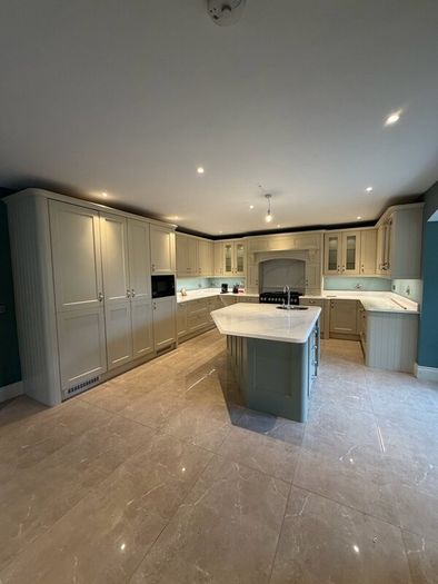 Full Kitchen including Appliances 6,500