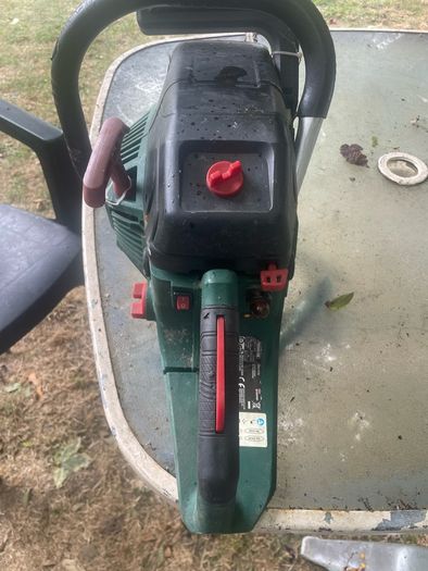 chainsaw