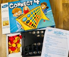 Hashbro connect 4