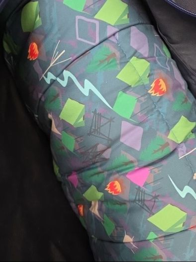 Rock N River "Adventura" Kids Sleeping Bag - Excellent Condition