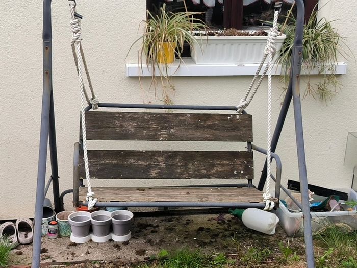 garden swing