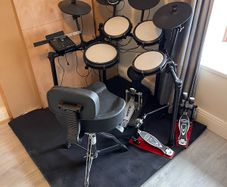 Alesis Nitro Max electronic drum kit with extras