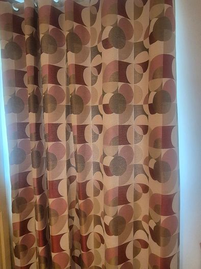 Brand New curtain 90" x 90" (229cm x 229cm)