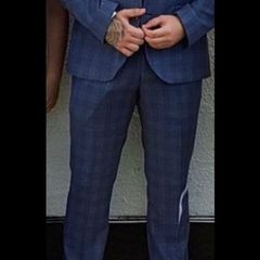 Diffneys men's suit