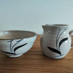 pottery jug porcelane bowl