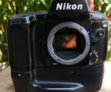 Nikon  N90s 35mm Film Camera Body  Tested