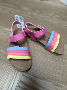BNwT rainbow & pink sandals for a girl, size 29 (11)