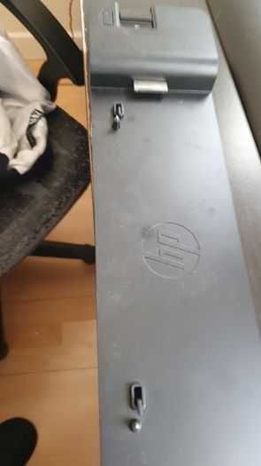 HP docking station and charger