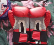 Boxing gloves