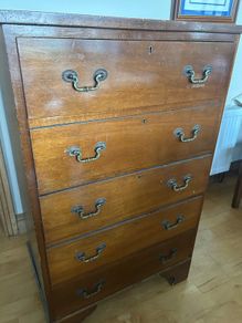 Antique Chest of Drawer