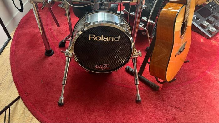 Roland kd-140