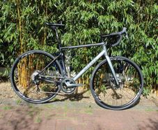 Vitus Zenium Carbon Road Bike + Extras