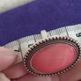 Vintage ring with mother-of-pearl coral cabochon. Image 3