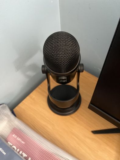 Logitech g blue yeti mic